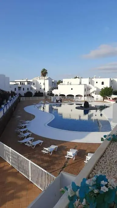 Zen Ocean - Pool View Apartment Costa Teguise